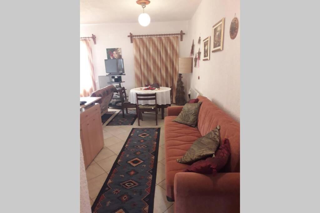 Efis House Apartment Kalivia  Bagian luar foto